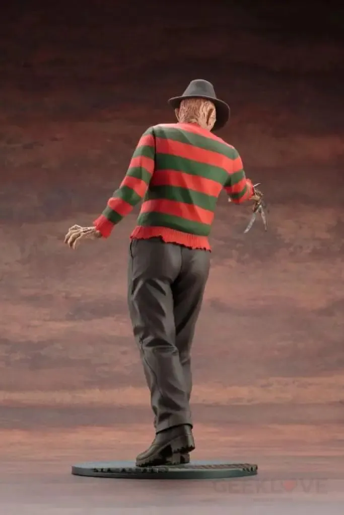 A Nightmare on Elm Street 4 ARTFX Freddy Krueger Statue