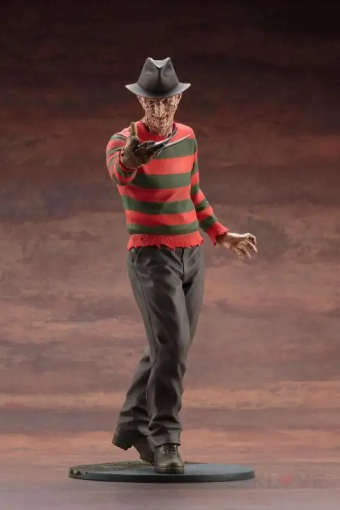 A Nightmare on Elm Street 4 ARTFX Freddy Krueger Statue