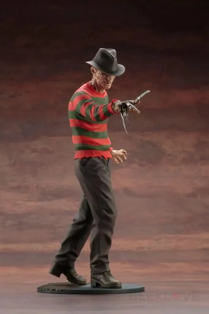 A Nightmare on Elm Street 4 ARTFX Freddy Krueger Statue