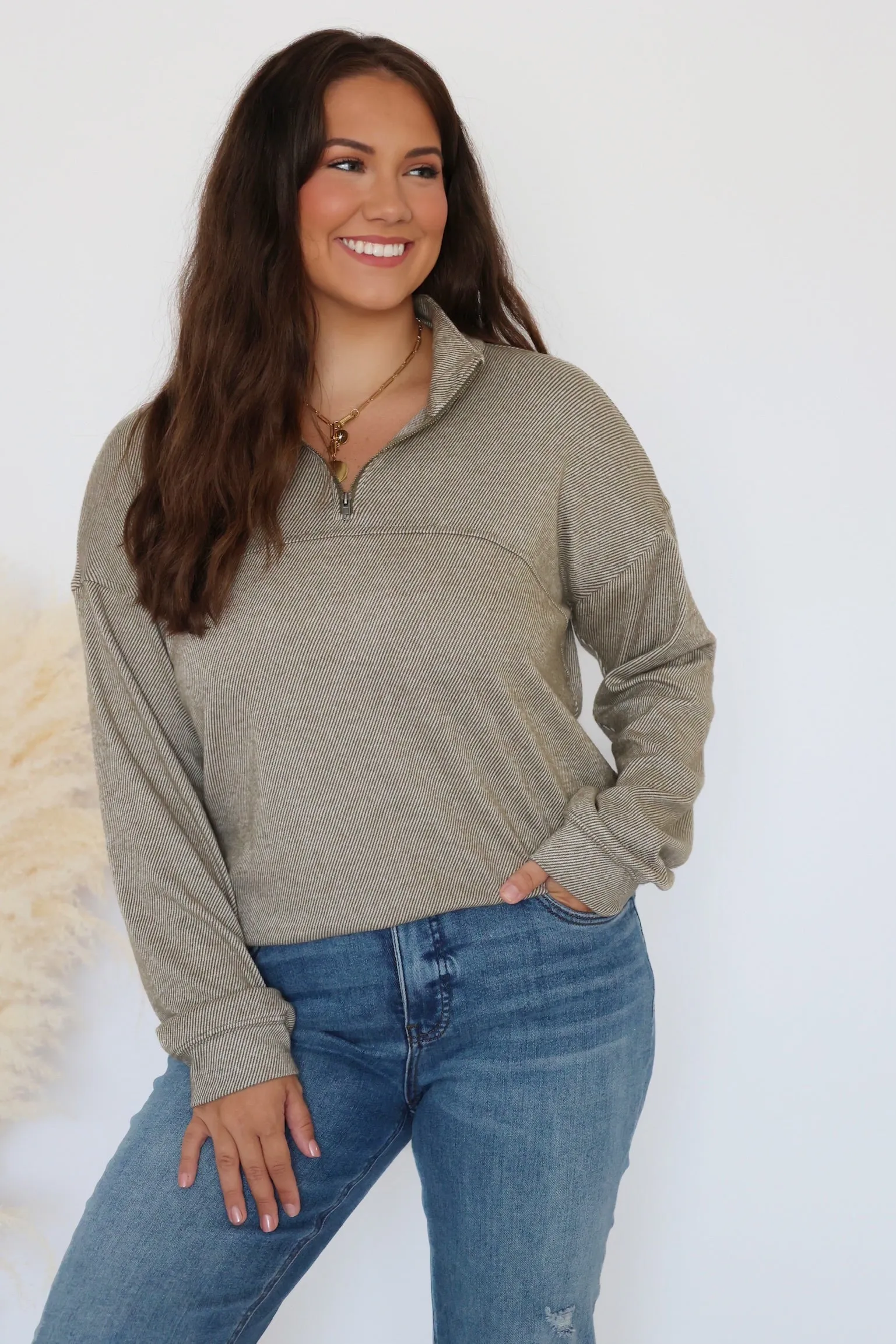 Liv Pullover Sweatshirt